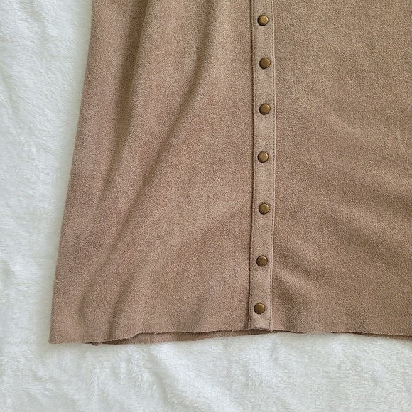 Lord & Taylor Western Shift Dress‎ Faux Suede Tan Gold Studs Short Sleeve Small - Picture 12 of 15